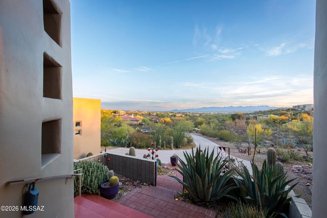 5635 W Setting Sun Place, Tucson, AZ 85743
