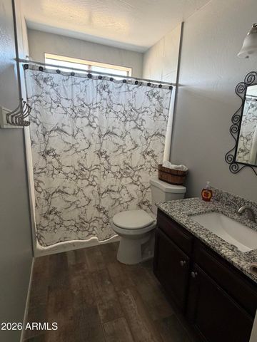 5831 W MURIEL Drive, Glendale, AZ 85308