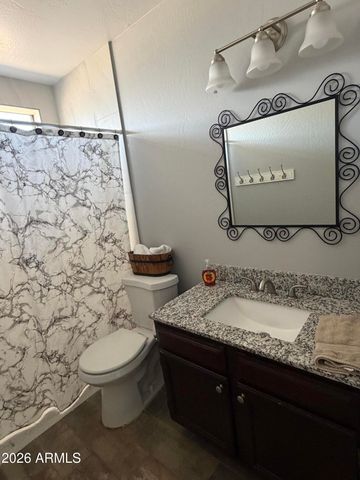 5831 W MURIEL Drive, Glendale, AZ 85308