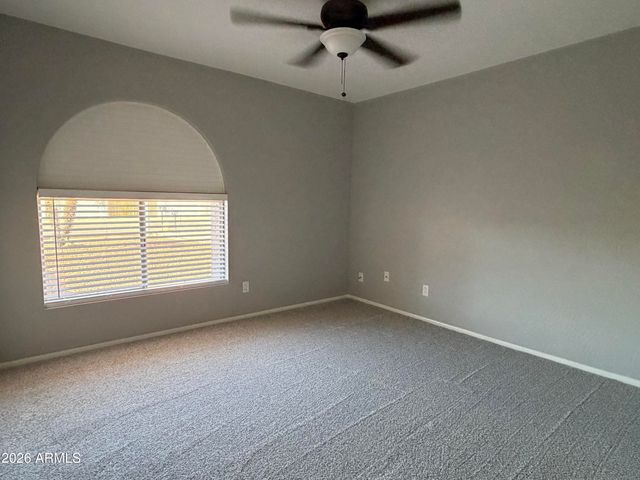 5831 W MURIEL Drive, Glendale, AZ 85308