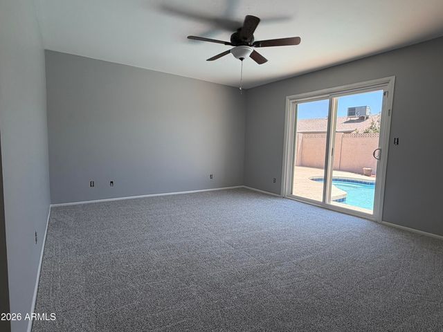 5831 W MURIEL Drive, Glendale, AZ 85308