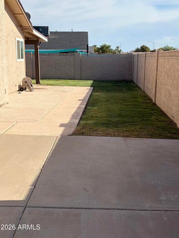 5831 W MURIEL Drive, Glendale, AZ 85308