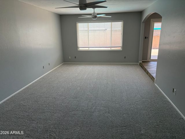 5831 W MURIEL Drive, Glendale, AZ 85308