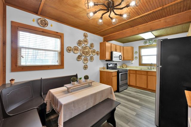 727 Shoreline Drive, Trinity, TX 75862