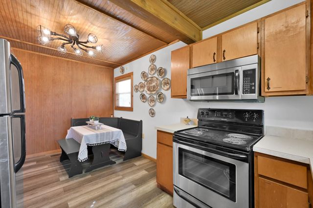 727 Shoreline Drive, Trinity, TX 75862