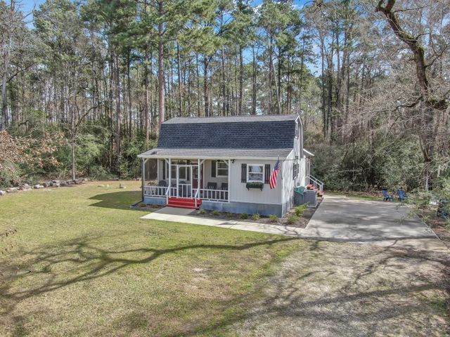 727 Shoreline Drive, Trinity, TX 75862