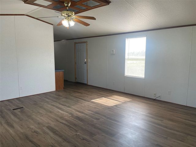 605 Road 5816, Cleveland, TX 77327