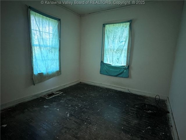 12974 Ohio Avenue, Chesapeake, WV 25315