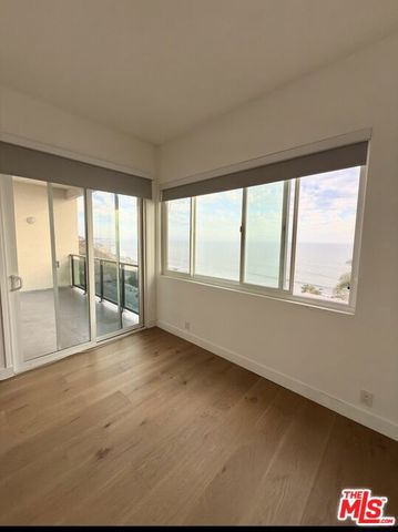18069 Coastline Drive 9, Malibu, CA 90265