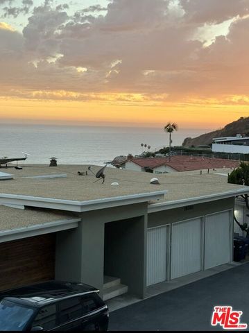 18069 Coastline Drive 9, Malibu, CA 90265