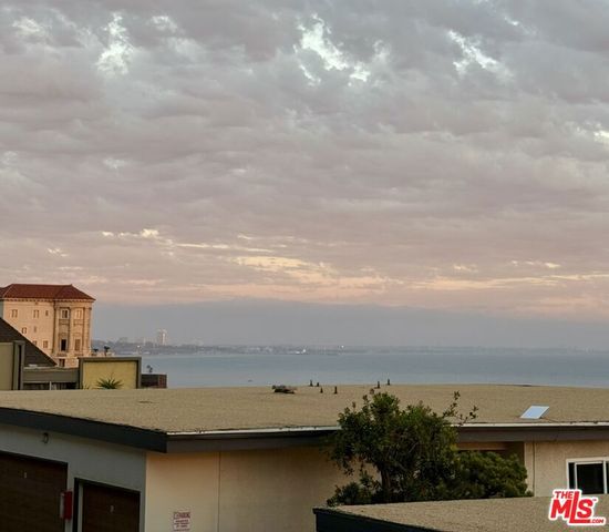 18069 Coastline Drive 9, Malibu, CA 90265