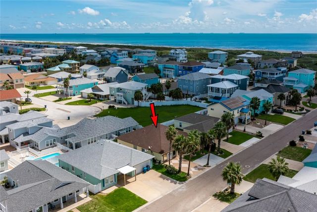 621 Sandy Lane, Port Aransas, TX 78373