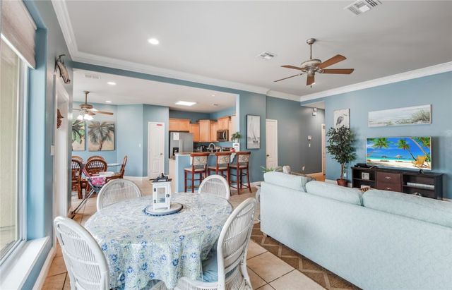 621 Sandy Lane, Port Aransas, TX 78373