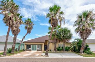 621 Sandy Lane, Port Aransas, TX 78373