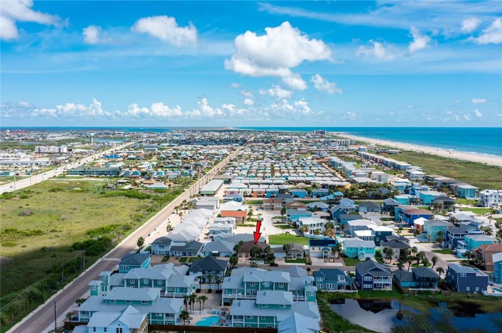 621 Sandy Lane, Port Aransas, TX 78373 — photo 2