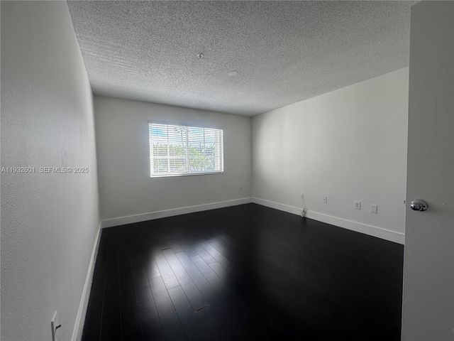 4370 NW 107th Ave 205, Doral, FL 33178