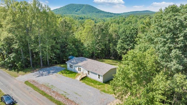 1616 Hickman RD, Rocky Mount, VA 24151