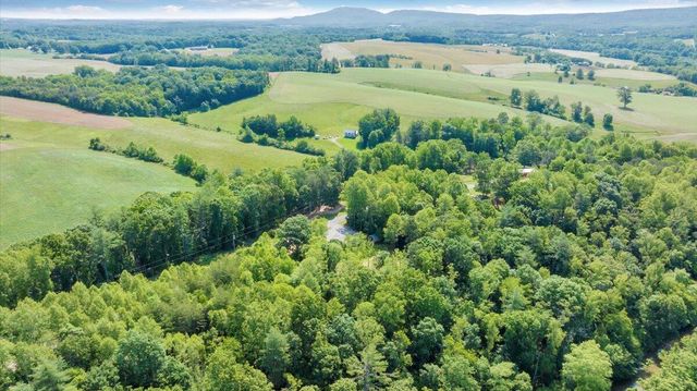 1616 Hickman RD, Rocky Mount, VA 24151