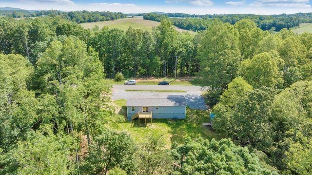 1616 Hickman RD, Rocky Mount, VA 24151
