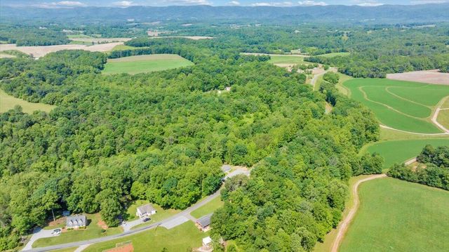 1616 Hickman RD, Rocky Mount, VA 24151