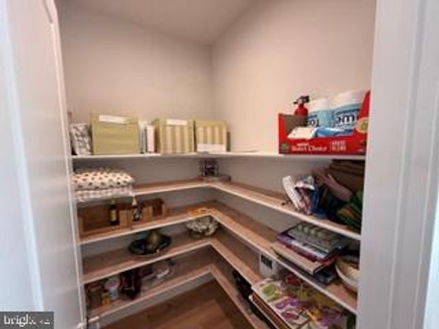 9756 WINDFLOWER WAY, Bethesda, MD 20817