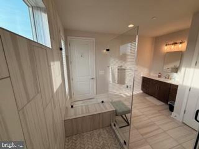 9756 WINDFLOWER WAY, Bethesda, MD 20817