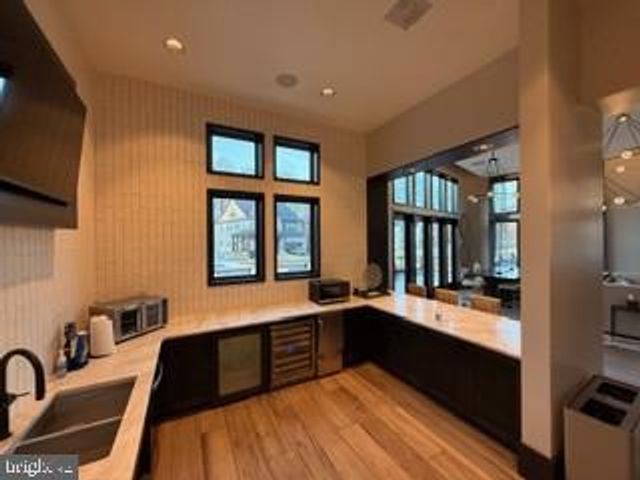 9756 WINDFLOWER WAY, Bethesda, MD 20817