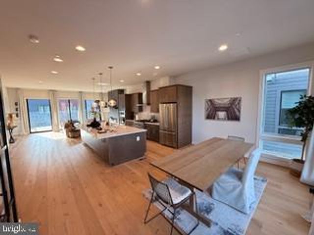 9756 WINDFLOWER WAY, Bethesda, MD 20817