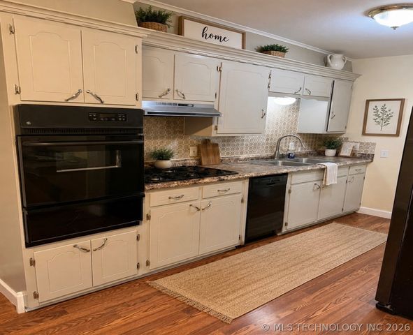 312 N Cedar Street, Owasso, OK 74055