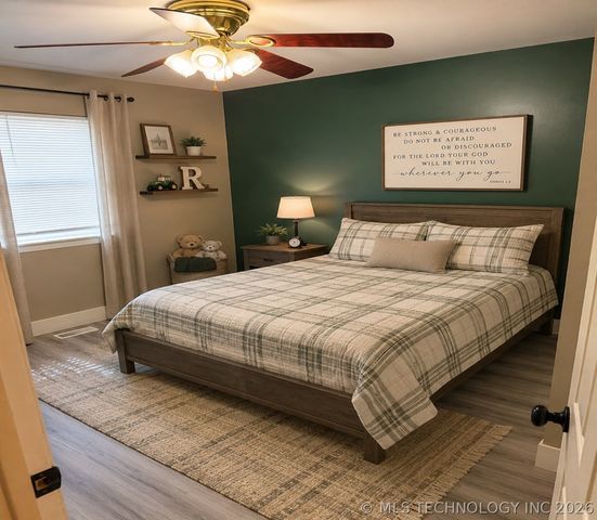 312 N Cedar Street, Owasso, OK 74055