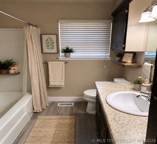 312 N Cedar Street, Owasso, OK 74055