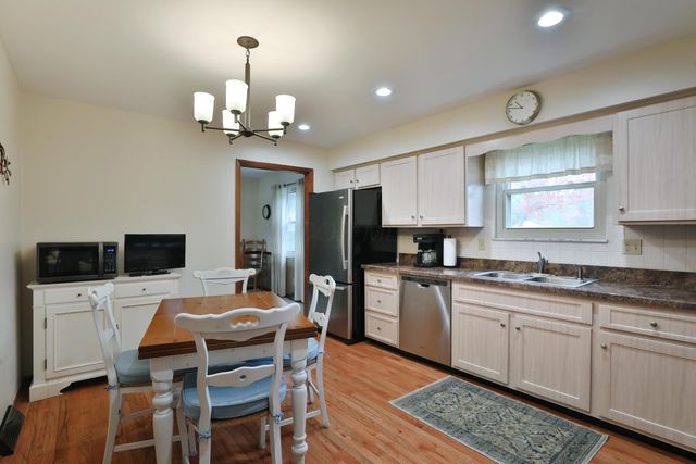 1064 Hillsdale Drive, Columbus, OH 43224