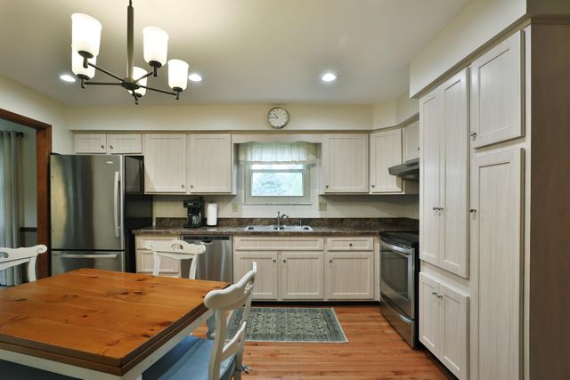 1064 Hillsdale Drive, Columbus, OH 43224