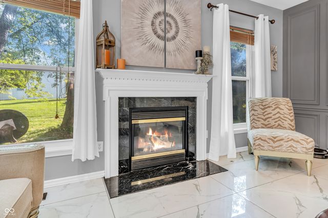 6374 Timberbluff Circle, Avon, IN 46123