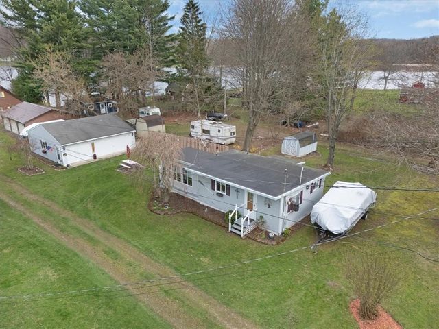 10340 Oregon Avenue, Wolcott, NY 14590