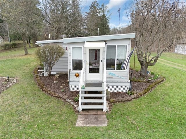 10340 Oregon Avenue, Wolcott, NY 14590