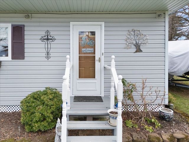 10340 Oregon Avenue, Wolcott, NY 14590