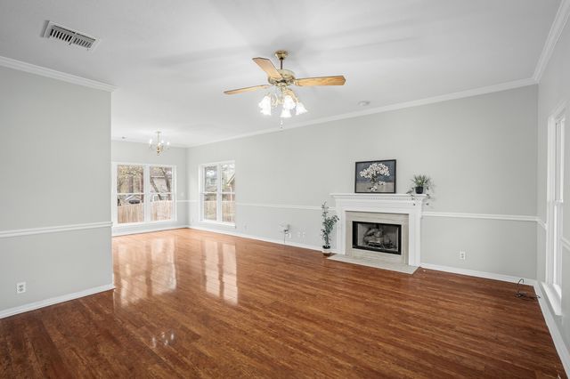 497 Creek Pt, Mount Juliet, TN 37122