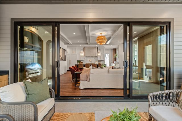 1914 Beechwood Ave, Nashville, TN 37212