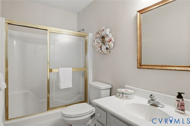 13532 Heathbrook Ter, Midlothian, VA 23112