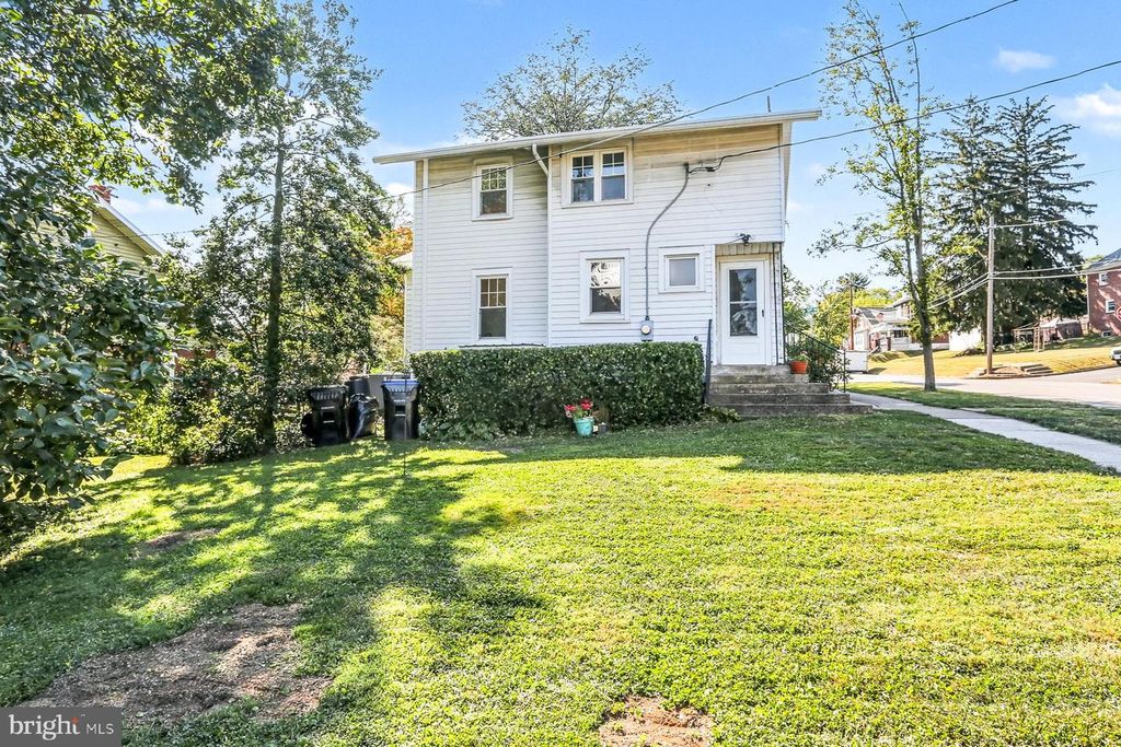25 N 31ST ST, Harrisburg, PA 17111