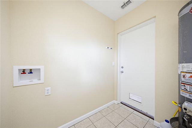 1721 Hickory Pl, Corpus Christi, TX 78416