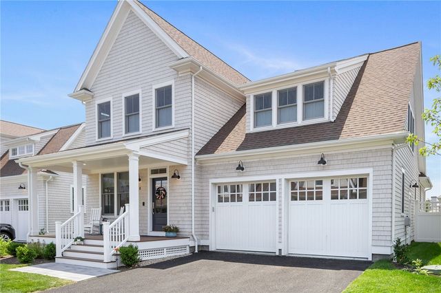 8 Lookout Lane, Portsmouth, RI 02871
