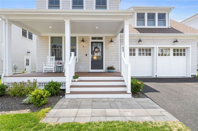 8 Lookout Lane, Portsmouth, RI 02871