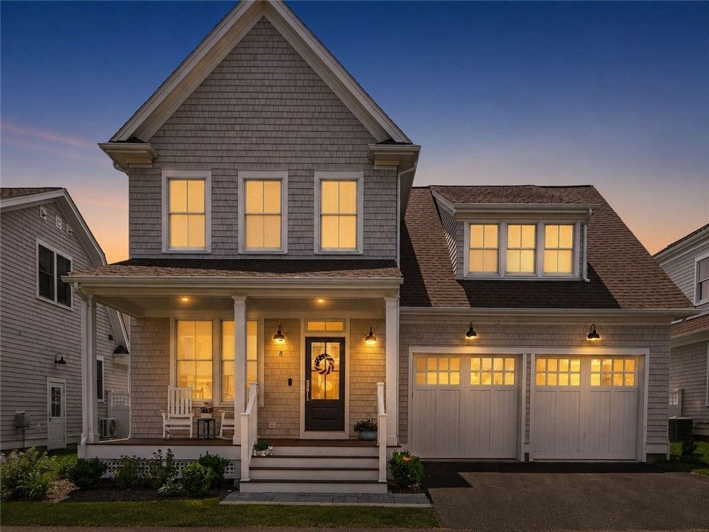 8 Lookout Lane, Portsmouth, RI 02871
