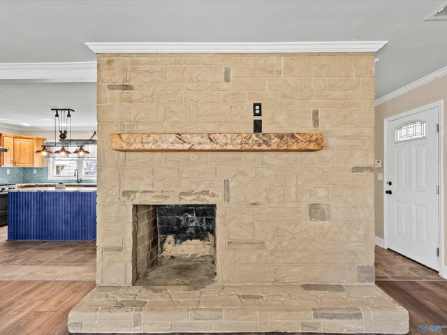 3825 Meadow Wood Circle, Guntersville, AL 35976