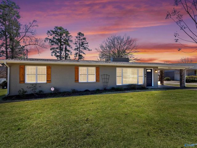 3825 Meadow Wood Circle, Guntersville, AL 35976