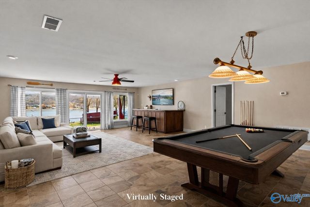 3825 Meadow Wood Circle, Guntersville, AL 35976