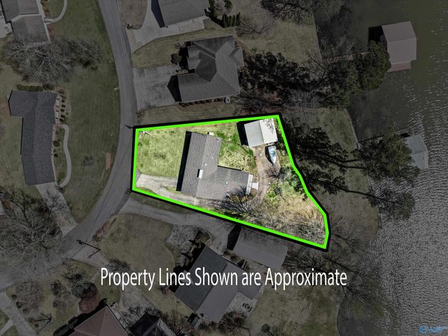 3825 Meadow Wood Circle, Guntersville, AL 35976