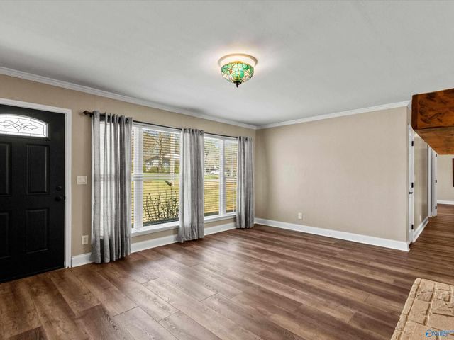 3825 Meadow Wood Circle, Guntersville, AL 35976